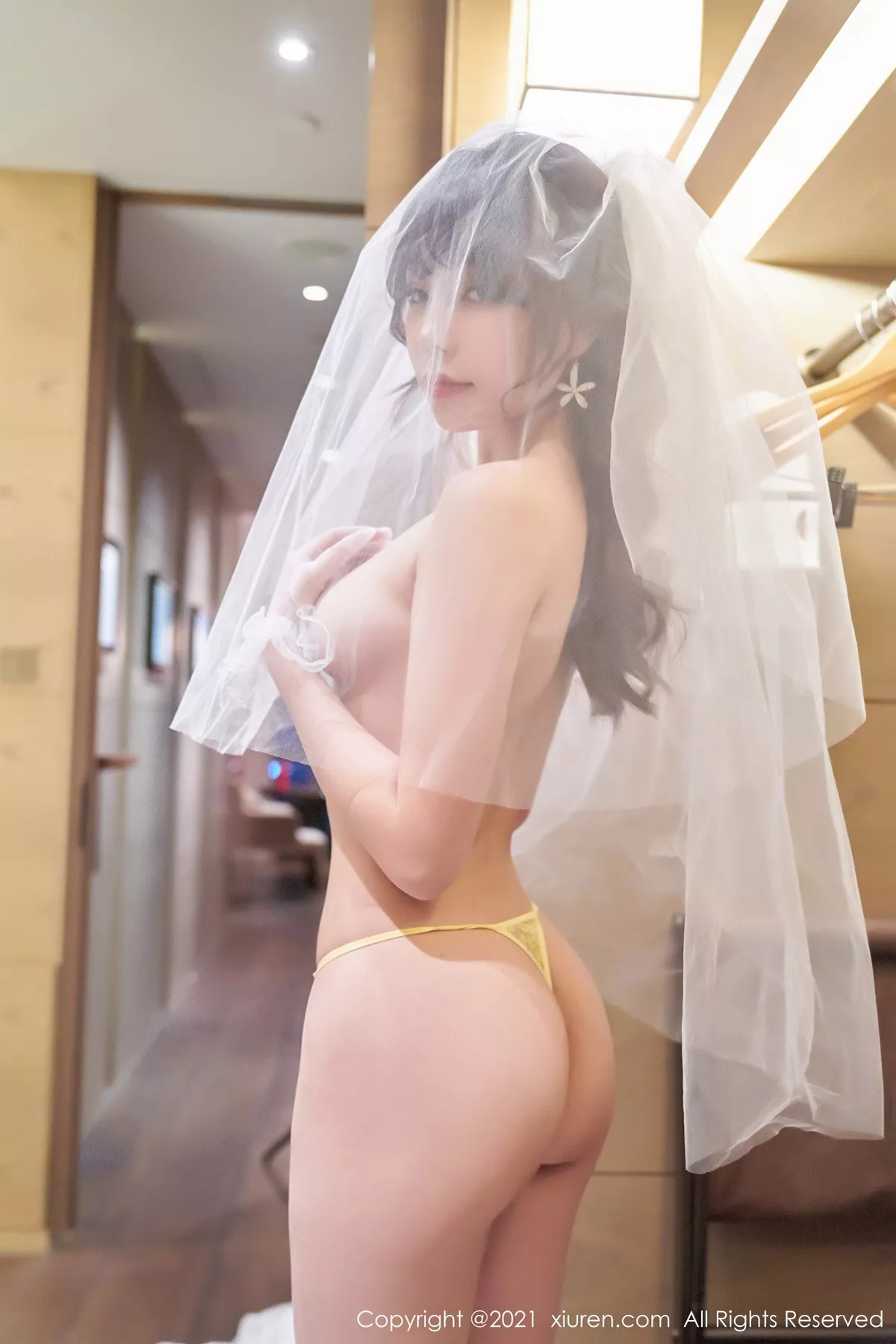 秀人集.com_[XiuRen秀人网]No.3248_女神芝芝Booty唯美婚纱主题私房薄透轻纱秀火辣身材诱惑写真50P