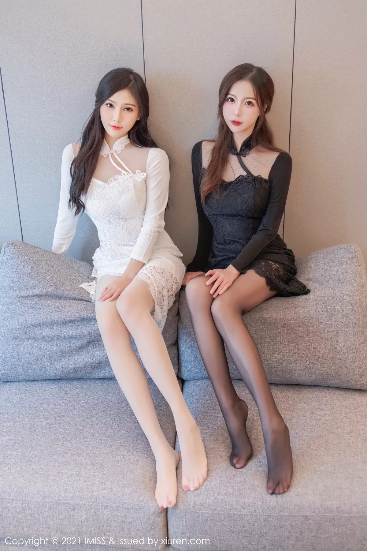 秀人集.com_[IMISS爱蜜社]Vol.642_丽质美人Lavinia肉肉＆LindaLinda性感姐妹花黑白服饰迷人写真46P