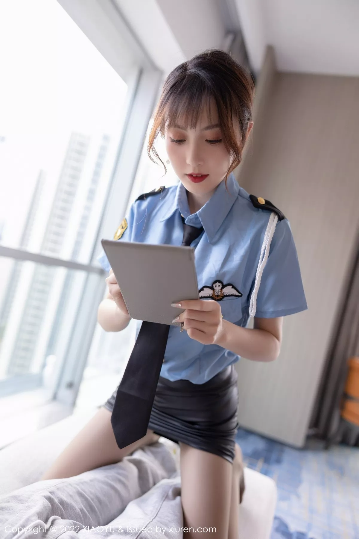 秀人集.com_[XiaoYu画语界]Vol.778_模特林星阑女警制服半脱露性感黑色蕾丝内衣配超薄肉丝诱惑写真73P